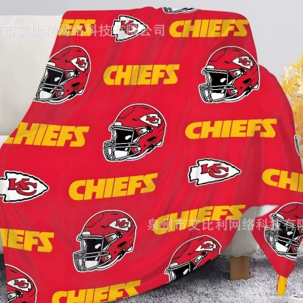 KANSAS CITY CHIEFS  60" x 80" BLANKET/COVERUP